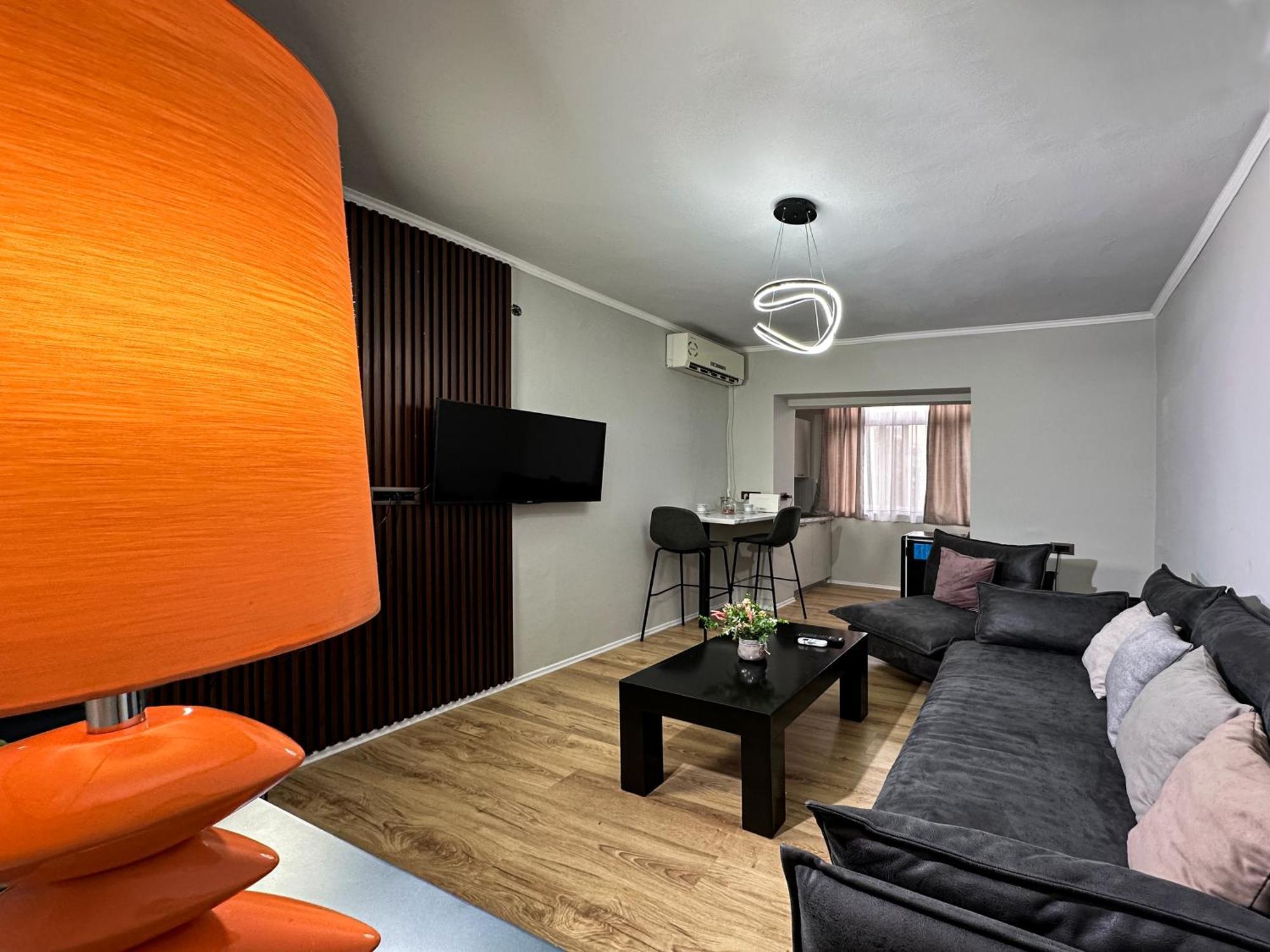 Home Select Tiran Dış mekan fotoğraf